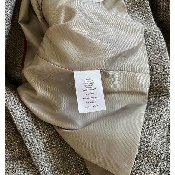 Talbots Light Gray Wool Blend Single Button Fitted Blazer Women’s Size 10P - Picture 7 of 7